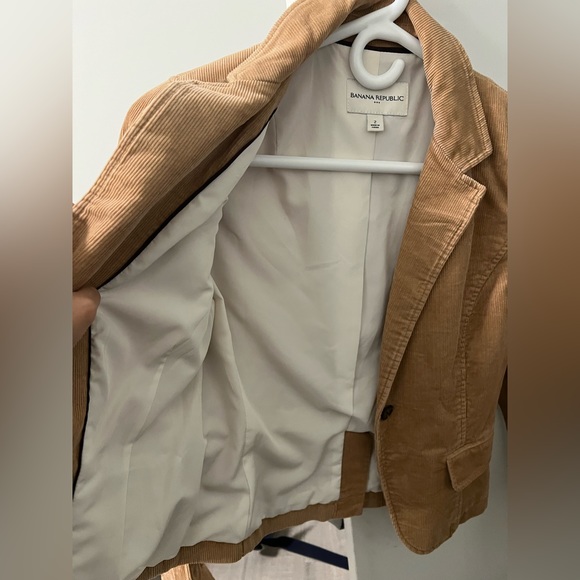 Banana Republic Corduroy Blazer, size 2 - Picture 4 of 6